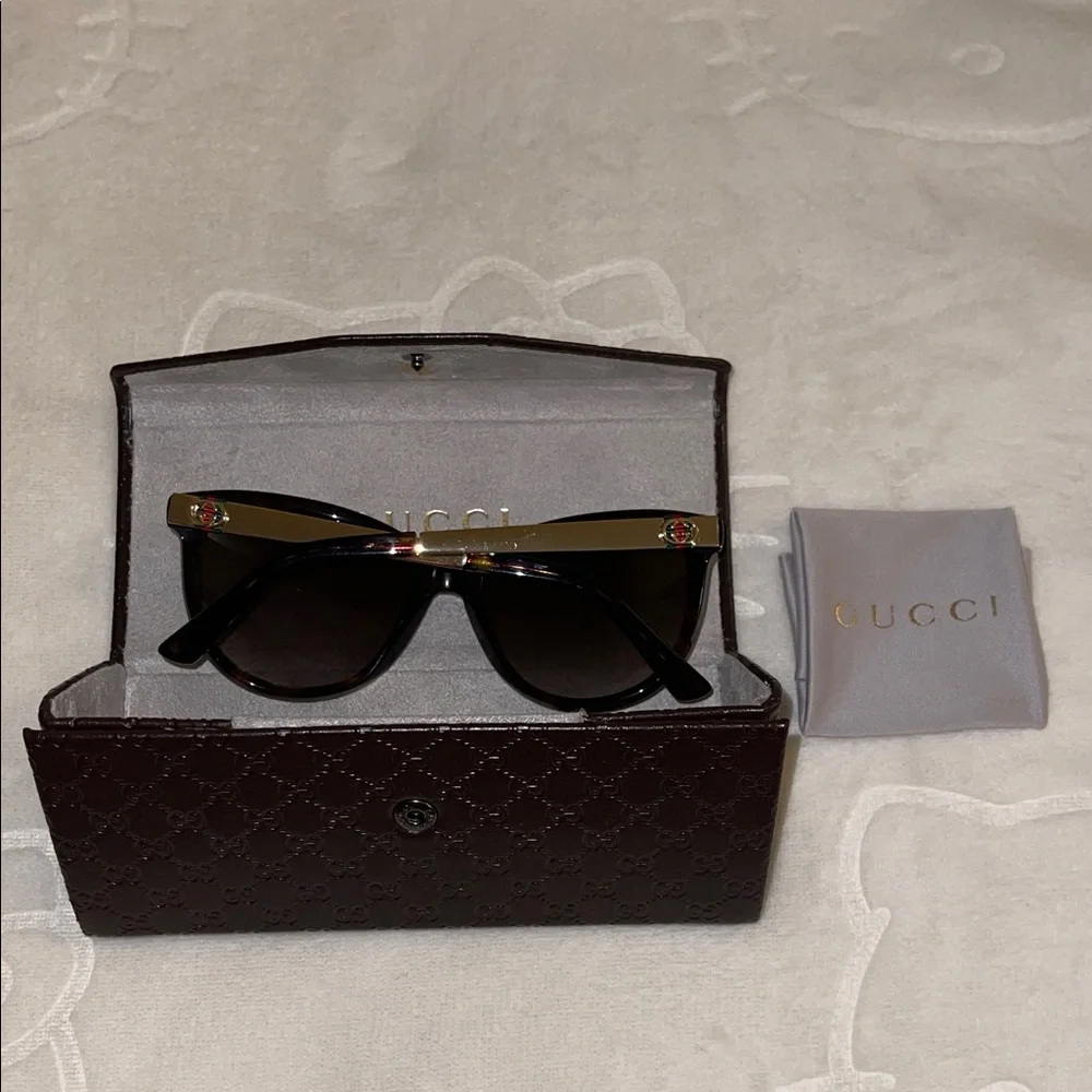 Gucci Black Gradient Cat Eye Sunglasses